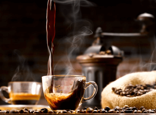 กาแฟเครื่องดื่มยอดนิยม ประโยชน์คับแก้วกาแฟ